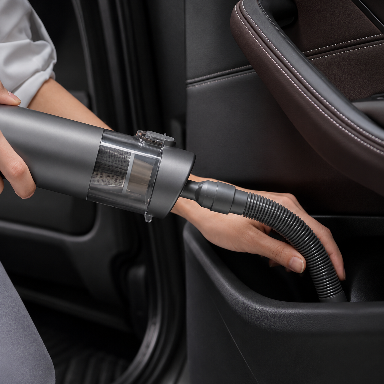OOLYUT™ 3-in-1 Mini Vacuum & Air Duster